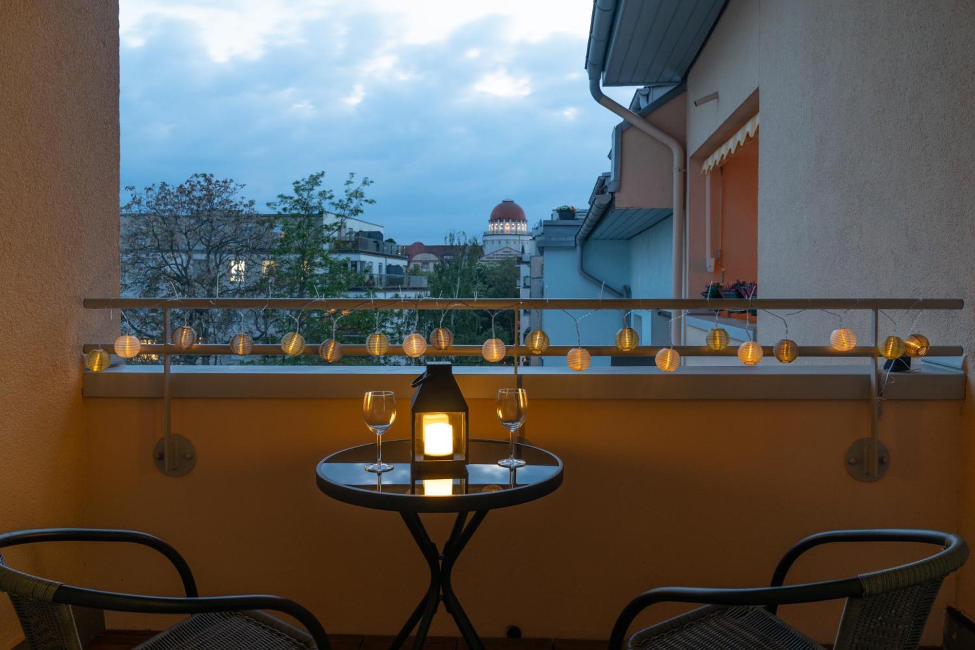 Home Shanti - Studio, Suedvorstadt, Balkon, Tv Leipzig Ngoại thất bức ảnh