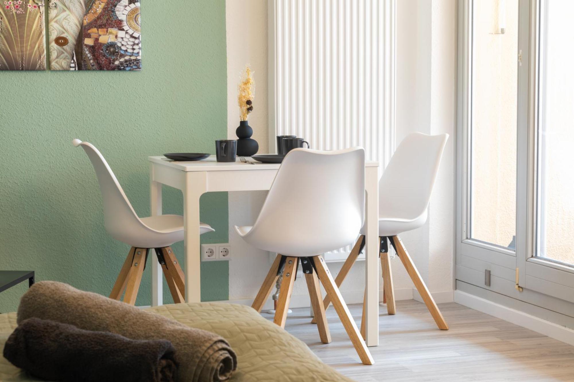 Home Shanti - Studio, Suedvorstadt, Balkon, Tv Leipzig Ngoại thất bức ảnh