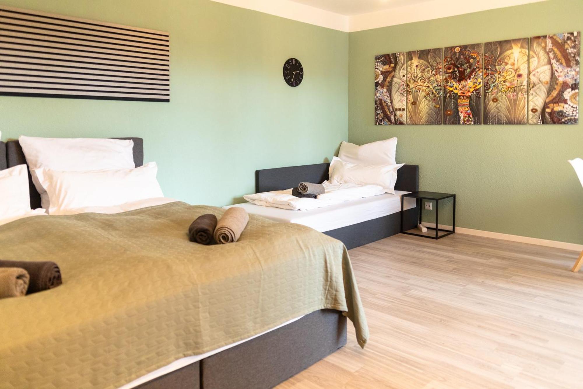 Home Shanti - Studio, Suedvorstadt, Balkon, Tv Leipzig Ngoại thất bức ảnh