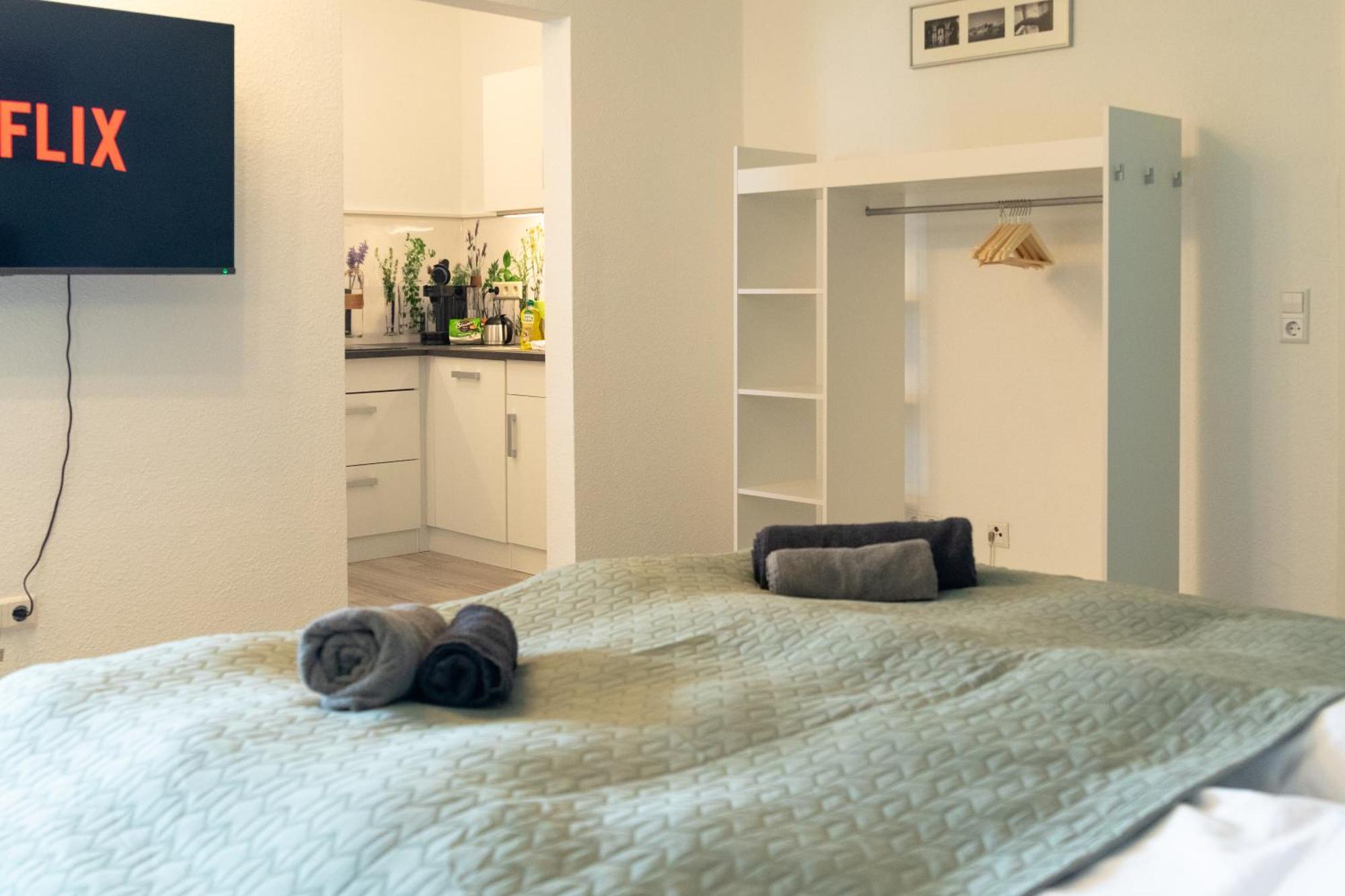 Home Shanti - Studio, Suedvorstadt, Balkon, Tv Leipzig Ngoại thất bức ảnh